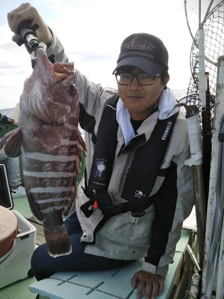 康仁丸・ジギング釣り果